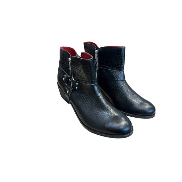 Matisse Ezrah Black Leather Ankle Bootie - Picture 7 of 14